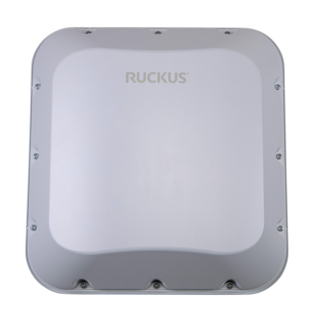 RUCKUS T670 mounted